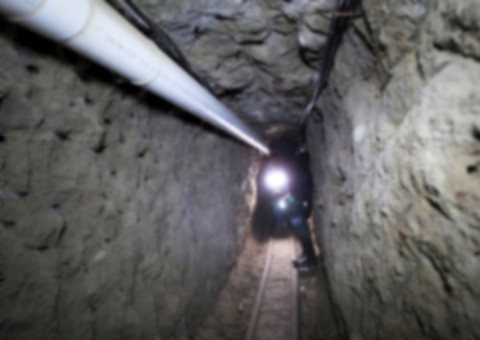 Após investigações, túnel é descoberto em banheiro de delegacia no Amazonas