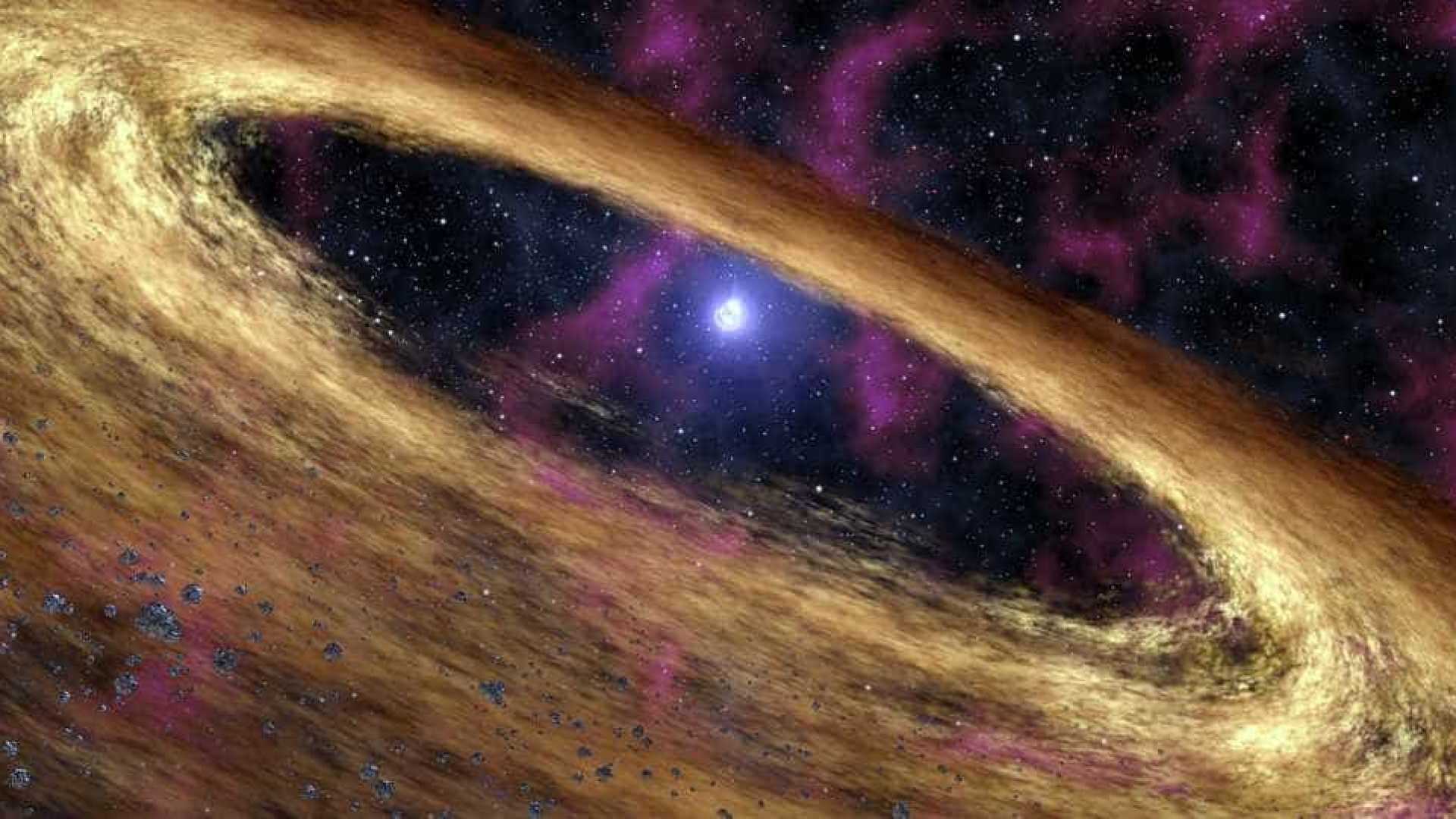 Telescópio recebe imagem de estrela parecida com olho em chamas. Veja