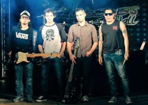 Banda Essence comemora 20 anos de estrada com show no Teatro Amazonas