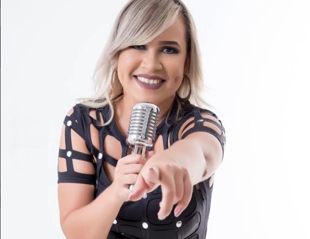 Júlia Carvalho e Márcio Cigano comandam o Palco Vianorte neste fim de semana