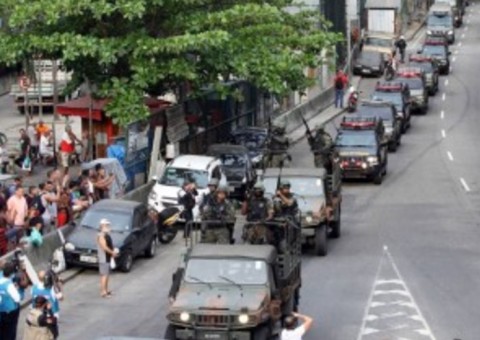 Forças Armadas iniciam operação no entorno da Rocinha  