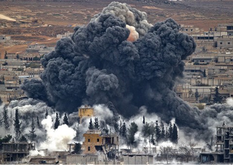 Coalizão liderada pelos EUA mata em 3 anos mais de 2,8 mil civis na Síria