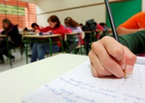 Justiça suspende pagamento de R$ 20 bi do Fundef e manda investigar prefeitos por improbidade