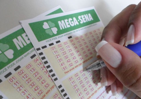 Mega-Sena acumula e deve pagar R$ 40 milhões na quarta-feira