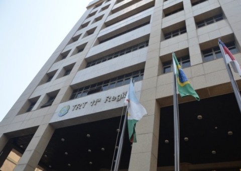 TRT11 nomeia 52 aprovados em concurso