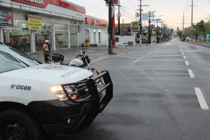 3 bombas são encontradas em caixa eletrônico e ameaça de explosão fecha avenida de Manaus