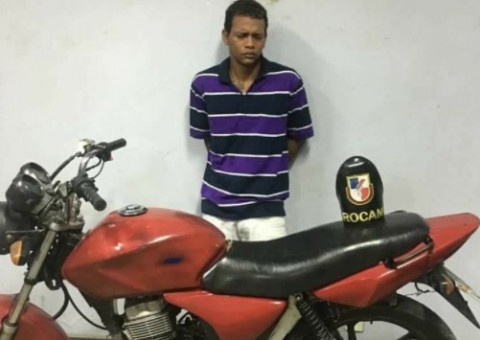 Homem é preso com motocicleta roubada em Manaus