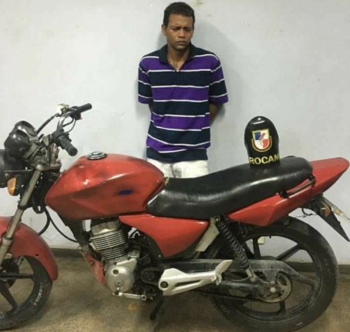 Homem é preso com motocicleta roubada em Manaus