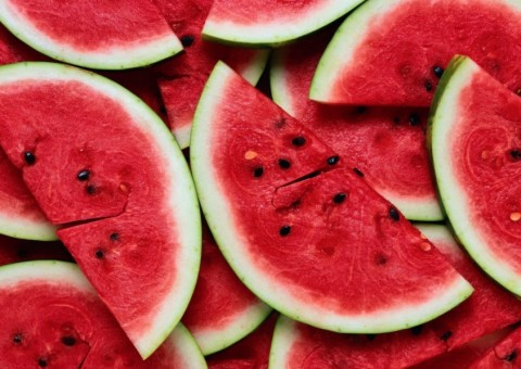 Festa da Melancia leva shows musicais a comunidade rural de Presidente Figueiredo