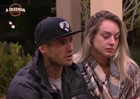 A Fazenda 9: Yuri fica com ciúmes de Marcos Harter e tem DR com Monick