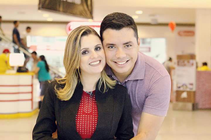 Casal de jornalistas é feito refém após ter casa invadida por bandidos em Manaus