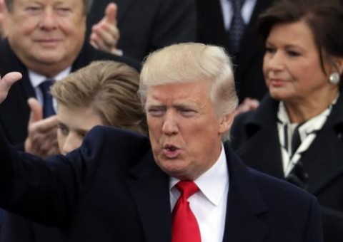 Trump ataca a prefeita de San Juan, em Porto Rico