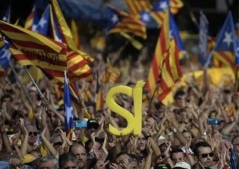 'Sim' vence com 90% dos votos; Catalunha pedirá proclamação da independência