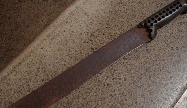 Militar embriagado é preso acusado de tentar matar o pai a terçadadas no Amazonas