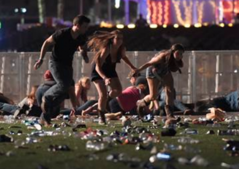 VÍDEO: Idoso metralha e mata pessoas durante show em Las Vegas