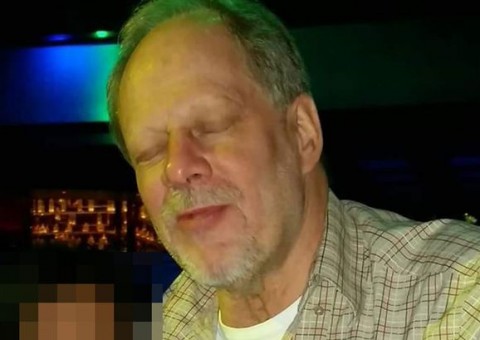 FBI encontra mais de 40 armas em casa e quarto de hotel do atirador de Las Vegas