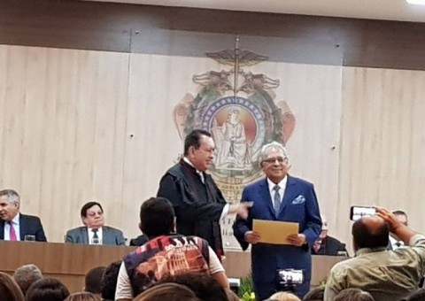 Partido volta a pedir ao STF suspensão da posse de Amazonino