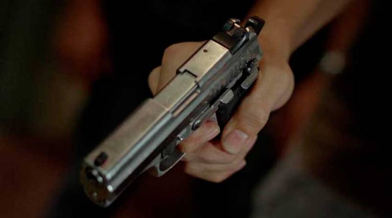 Bandidos rendem clientes e funcionários e levam mais de R$ 3 mil de distribuidora em Manaus