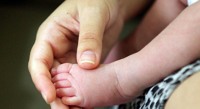 Hospital deve indenizar mãe por má prestação de serviços no parto