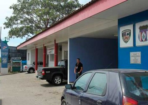 Dupla é presa suspeita de roubar carros em Manaus