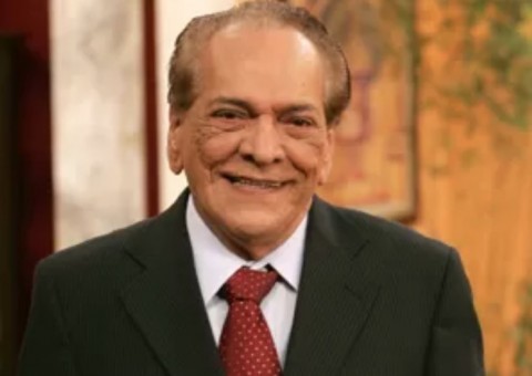 Ator Lúcio Mauro é internado em CTI no Rio
