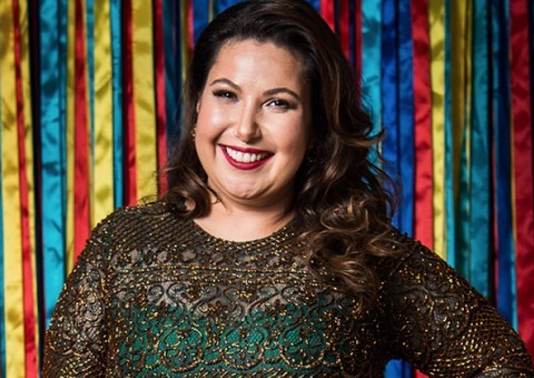   Mariana Xavier aparece só de lingerie em foto e marmanjos se empolgam: 'delícia'