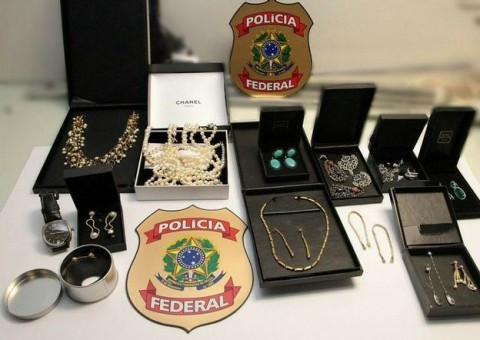 Joalheria que vendia para Cabral fecha acordo de delação premiada  