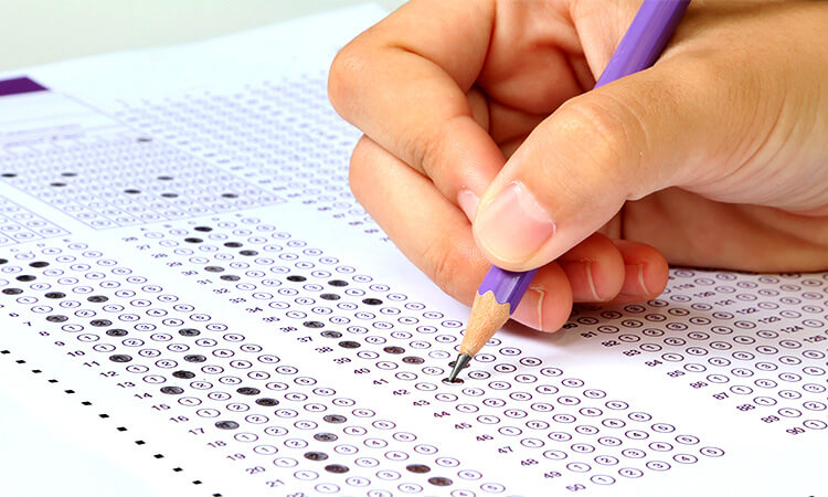 Correios lança edital para concurso com vagas para Manaus e salários de até R$ 4,9 mil