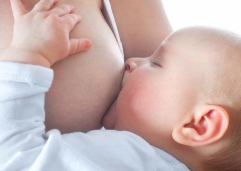 Em Manaus, comissão aprova direito de mães amamentarem durante provas de concurso 