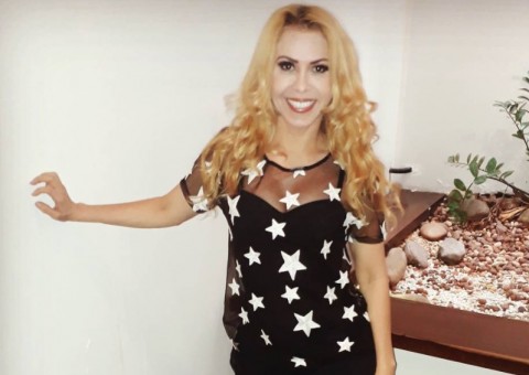 Após passar mal, Joelma levanta rumores de gravidez