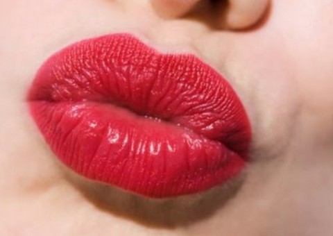 Sogra choca ao pedir 'flagra' da nora fazendo sexo oral 