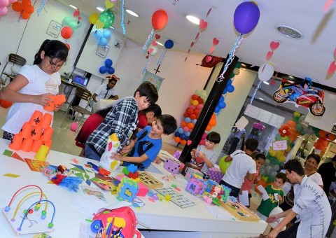 Loja do Amor: Shopping em Manaus realiza arrecadação de brinquedos no mês das crianças