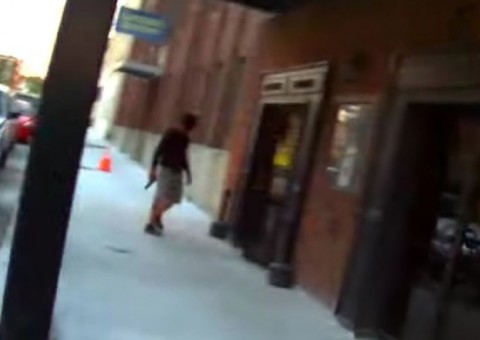 Polícia atira em ator após confundir cena de filme com roubo real 