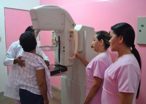 Parintins amplia oferta de mamografia e preventivos no Outubro Rosa 