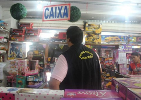 Procon inicia operação para fiscalizar vendas do Dia das Crianças
