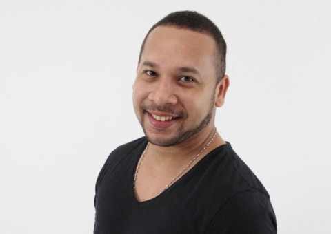 Joia Rara e Ângelo Marcio agitam a sexta do Buxixo