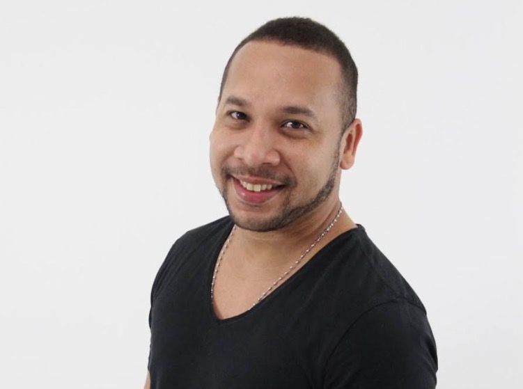 Joia Rara e Ângelo Marcio agitam a sexta do Buxixo