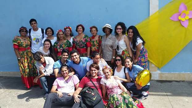 Projeto Meu Velho Amigo faz baile para a melhor idade