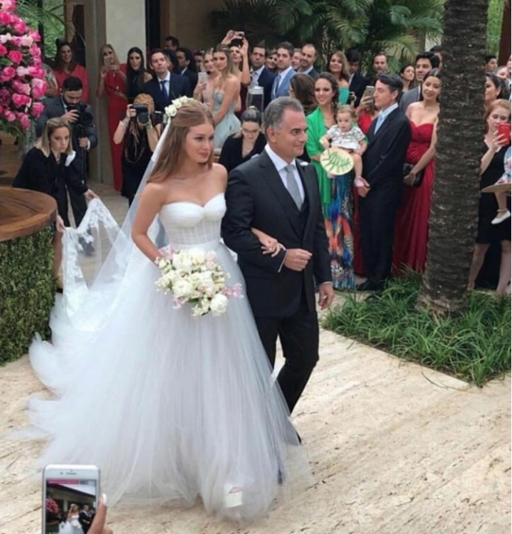 Veja primeiras fotos do casamento de Marina Ruy Barbosa e Xande Negrão