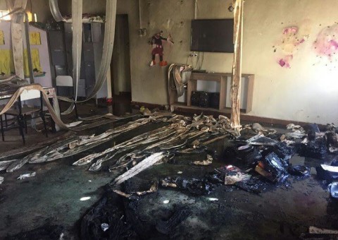 Dezoito crianças vítimas de tragédia em creche deixam hospital em Janaúba