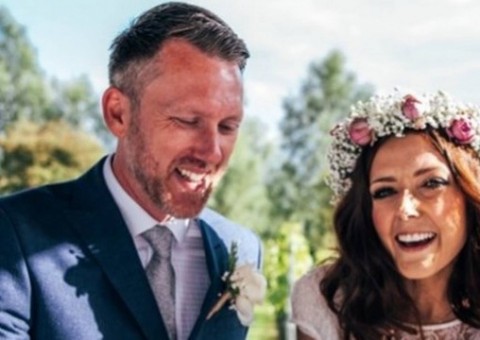 Após descobrir câncer, professora organiza casamento e três dias após cerimônia o pior acontece