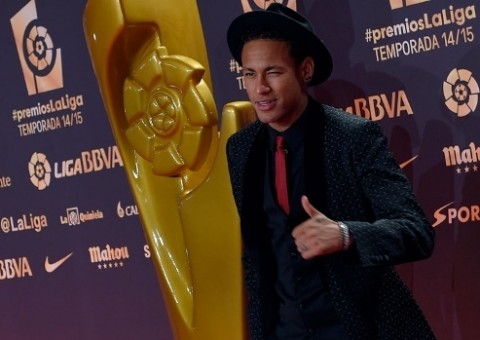  Neymar, Coutinho e Marcelo são finalistas no Bola de Ouro