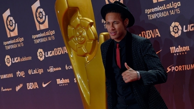  Neymar, Coutinho e Marcelo são finalistas no Bola de Ouro