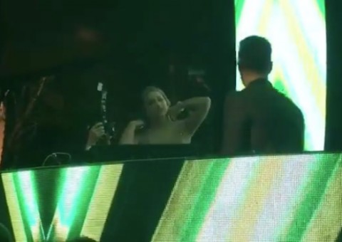 Sasha Meneghel e Dj Alok ficam na maior intimidade durante casamento de Marina
