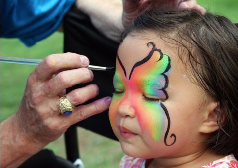  Semana das crianças tem espetáculos circenses em shopping de Manaus
