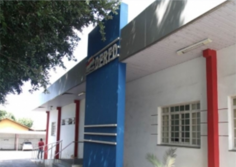 Grupo faz reféns em loja e foge com R$8 mil em Manaus