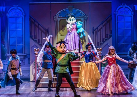 Turma da Mônica encena clássicos da literatura em espetáculo musical em Manaus