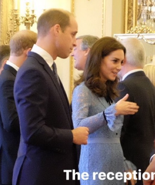 Kate Middleton aparece pela primeira após anunciar nova gestação