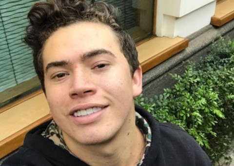 Whindersson Nunes apresenta stand up neste sábado em Manaus