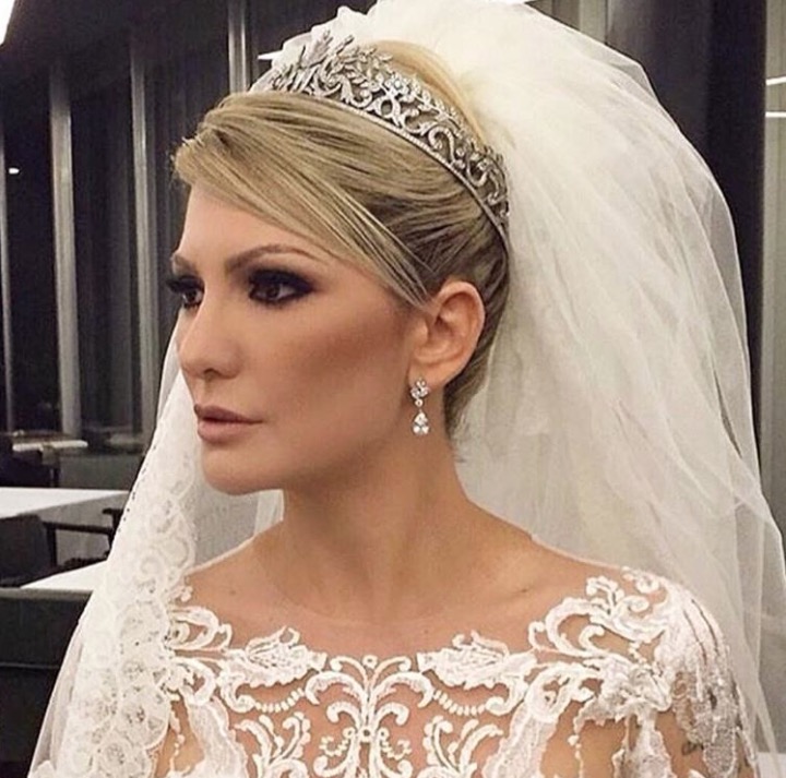 Antonia Fontenelle desabafa e lamenta casamento com Jonathan Costa 